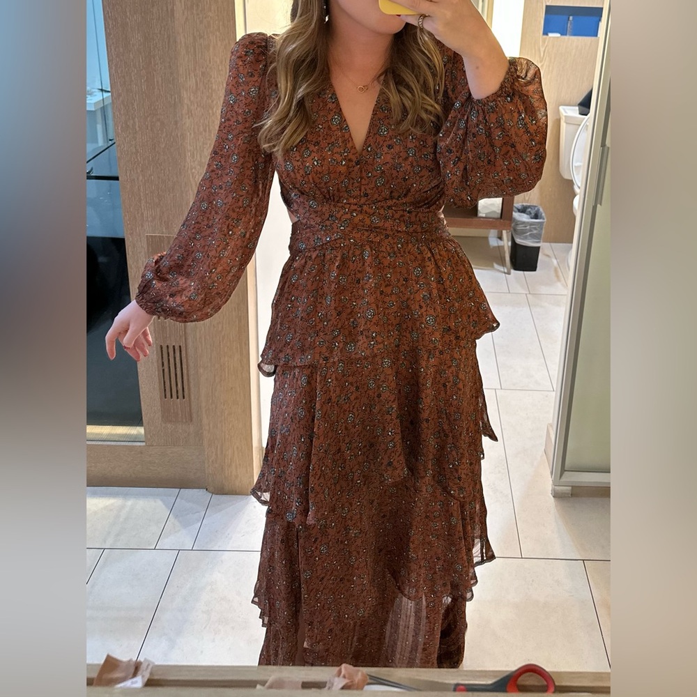 Anora Floral Tiered Maxi Dress - Copper black ditsy / M
Worn once